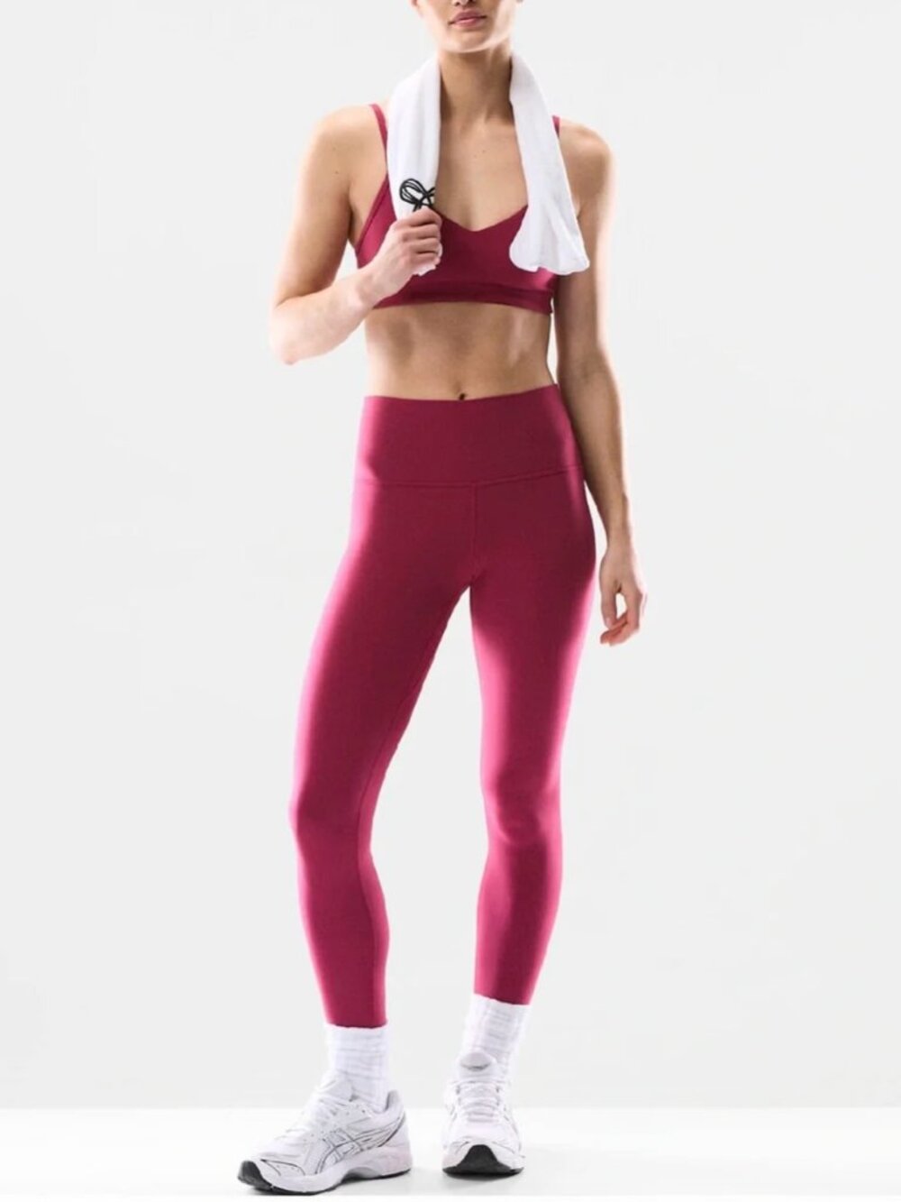 Aritzia Golden Bright Maroon Workout Leggings, Size 12